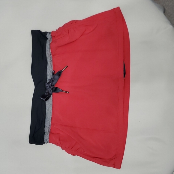 Lululemon Run Energy Skirt size 6 hot pink - Picture 2 of 6